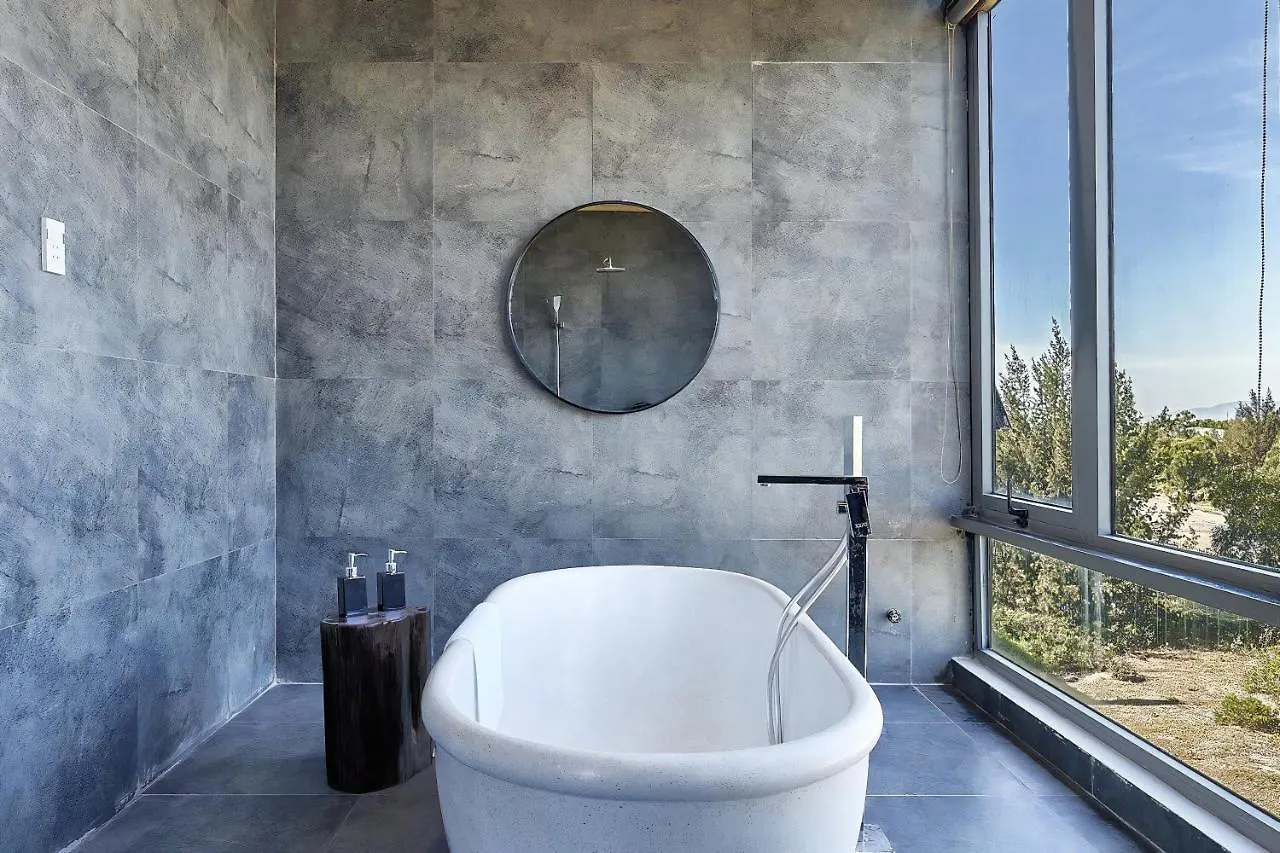 The Sense Apartment - Modern, Near My An Beach Danang